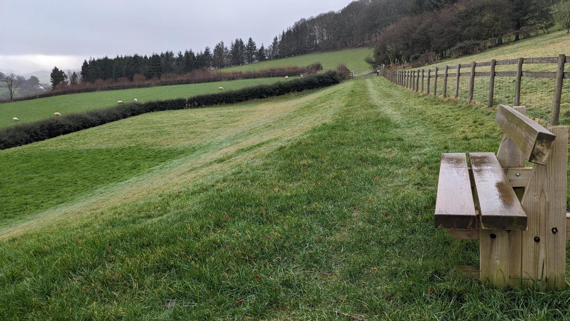 Vale Farm * Brecon
